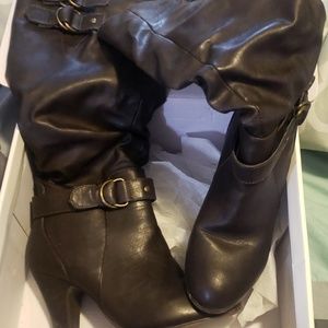 Stylish Brown "low"  heel rampage boots